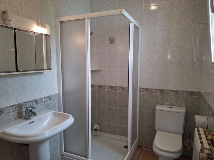 Image No.19-2 Bed Villa for sale