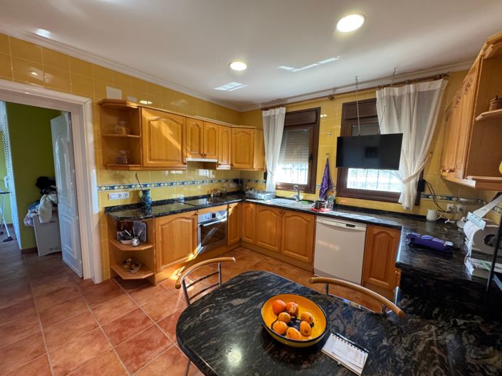 Image No.45-4 Bed Finca for sale