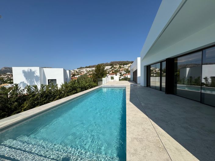 Image No.60-4 Bed Villa for sale