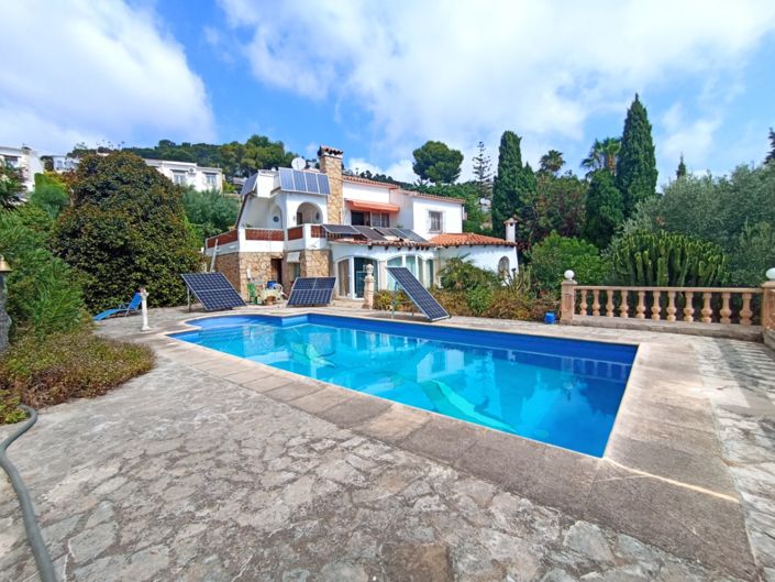 Image No.10-3 Bed Villa for sale