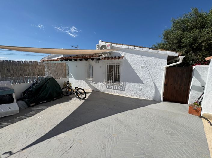 Image No.9-2 Bed Villa for sale