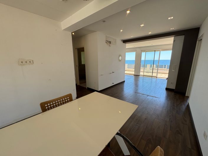 Image No.19-2 Bed Apartment for sale