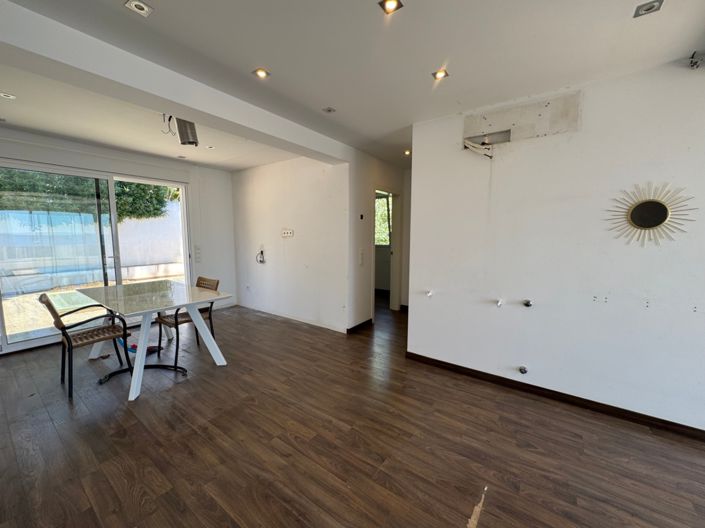 Image No.24-2 Bed Apartment for sale