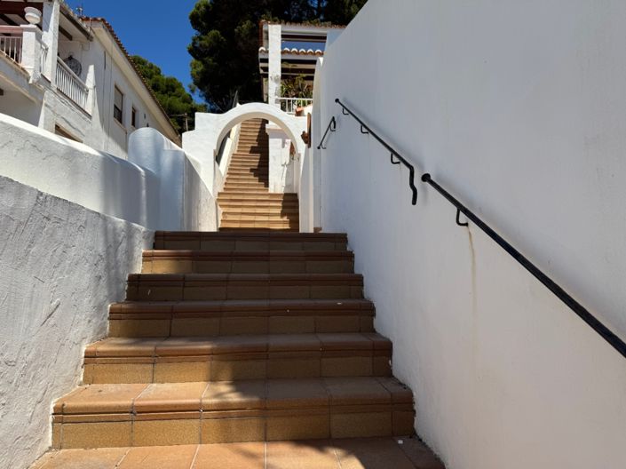 Image No.53-2 Bed Apartment for sale