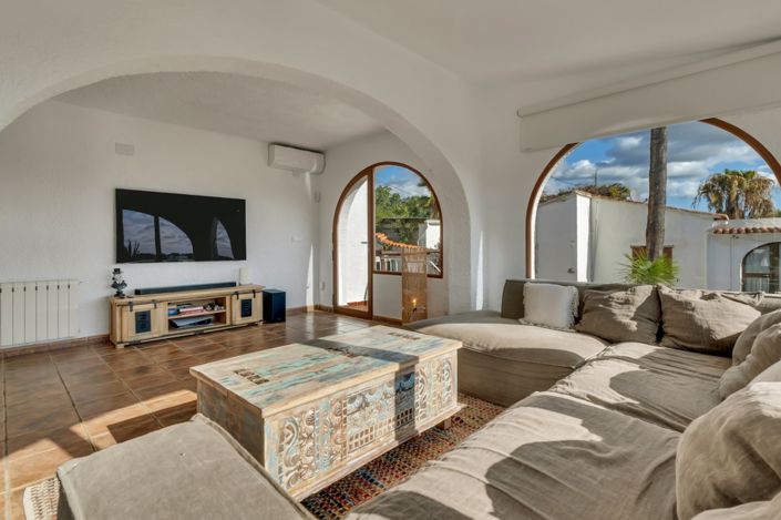 Image No.9-3 Bed Villa for sale