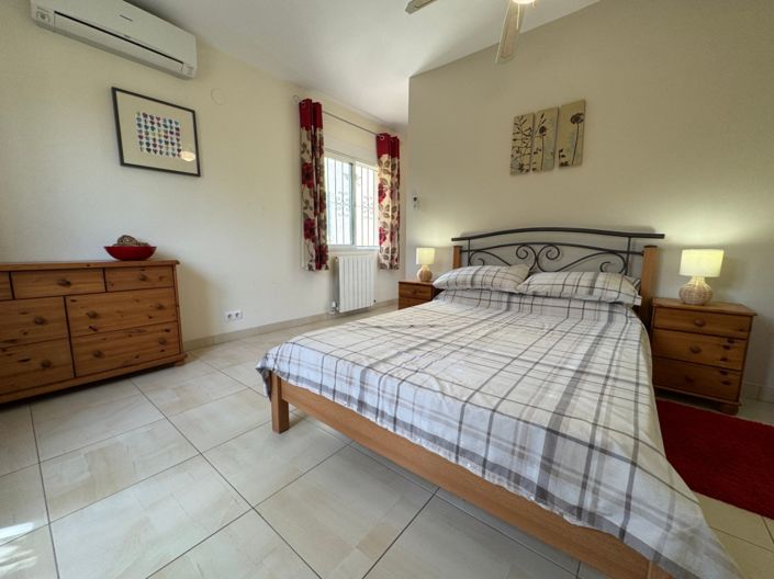 Image No.20-3 Bed Villa for sale