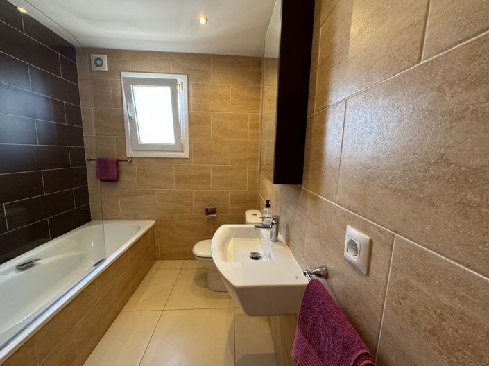 Image No.23-3 Bed Villa for sale