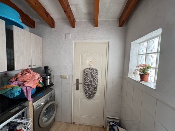 Image No.10-5 Bed Villa for sale