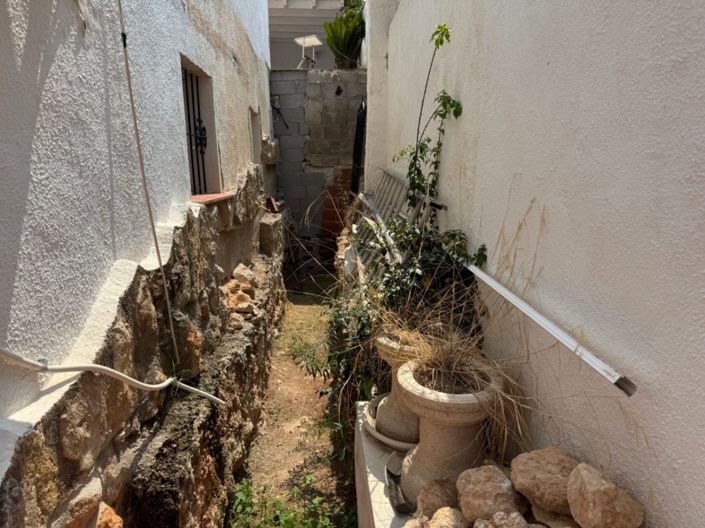 Image No.40-5 Bed Villa for sale