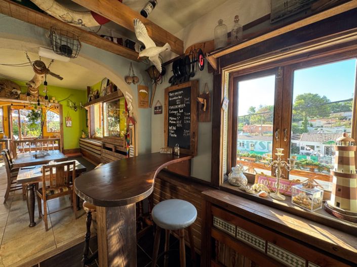 Image No.17-1 Bed Villa for sale