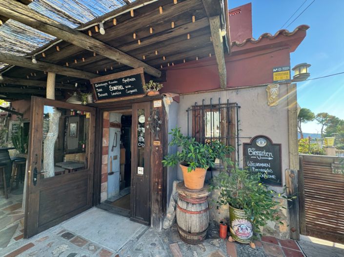 Image No.12-1 Bed Property for sale