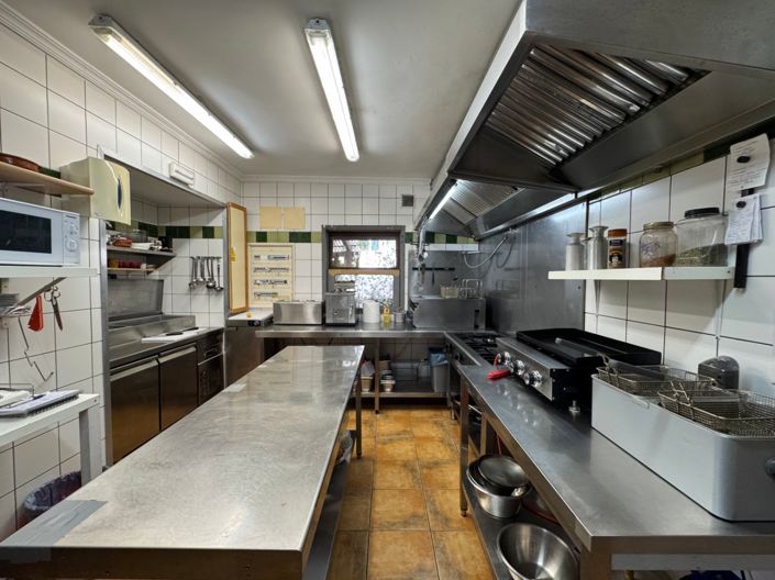 Image No.25-1 Bed Property for sale