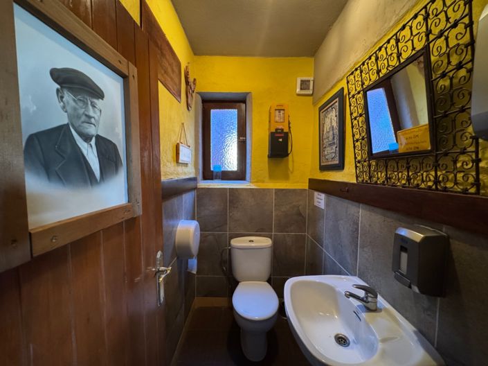 Image No.37-1 Bed Property for sale