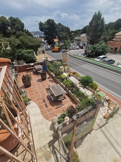 Image No.53-1 Bed Property for sale