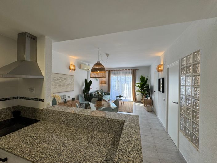 Image No.6-2 Bed Apartment for sale