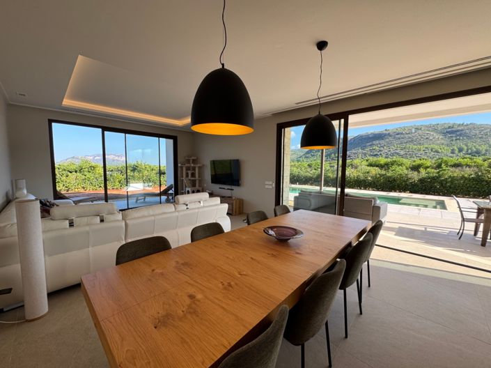 Image No.25-3 Bed Villa for sale