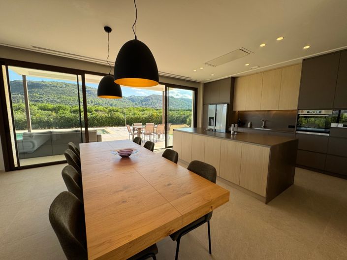 Image No.27-3 Bed Villa for sale