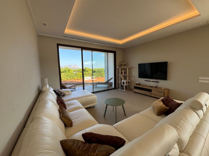 Image No.28-3 Bed Villa for sale