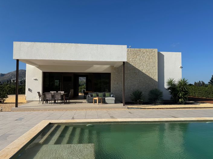 Image No.52-3 Bed Villa for sale