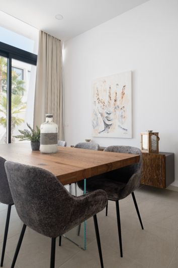 Image No.8-3 Bed Villa for sale