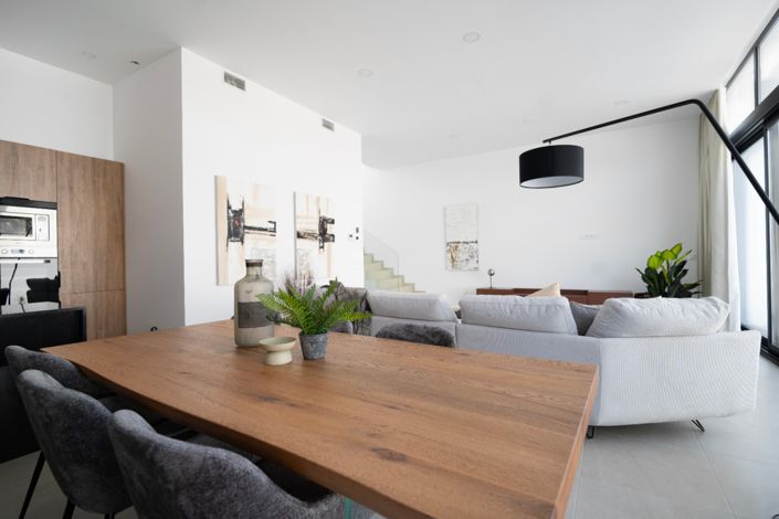 Image No.9-3 Bed Villa for sale