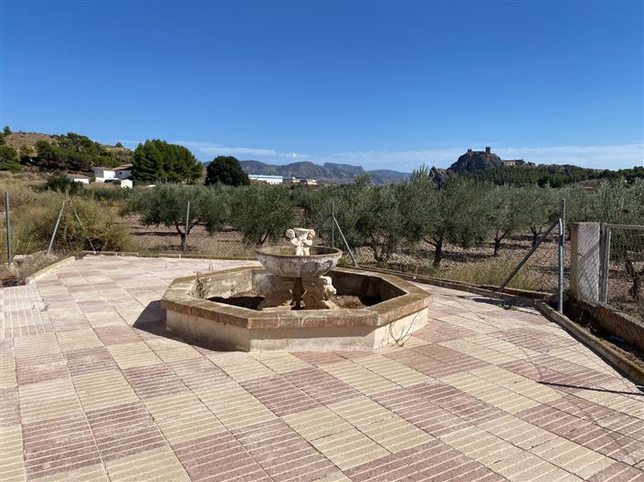 Image No.12-4 Bed Country House for sale