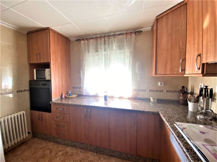 Image No.18-4 Bed Country House for sale