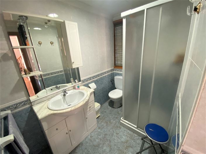 Image No.19-4 Bed Country House for sale