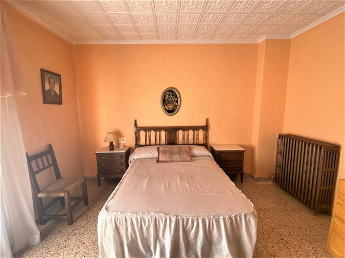 Image No.30-4 Bed Country House for sale