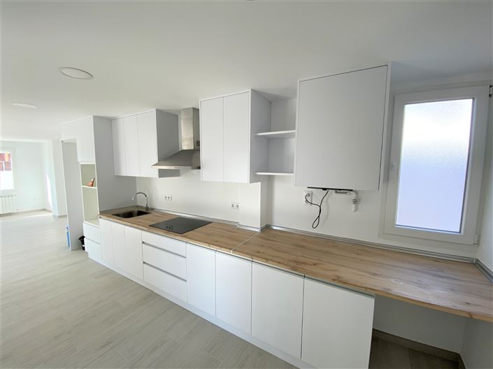 Image No.17-2 Bed Apartment for sale