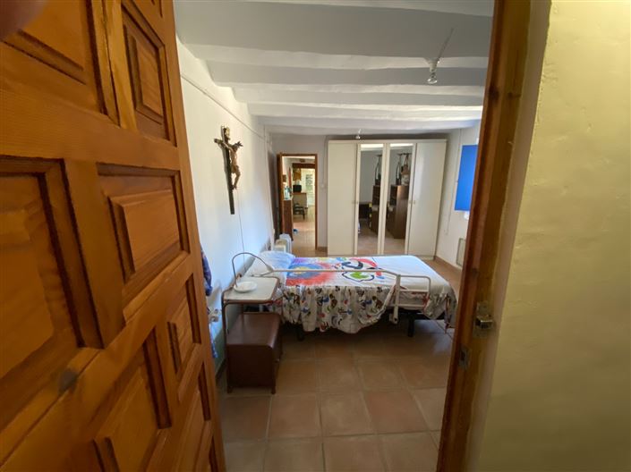 Image No.16-5 Bed Country House for sale