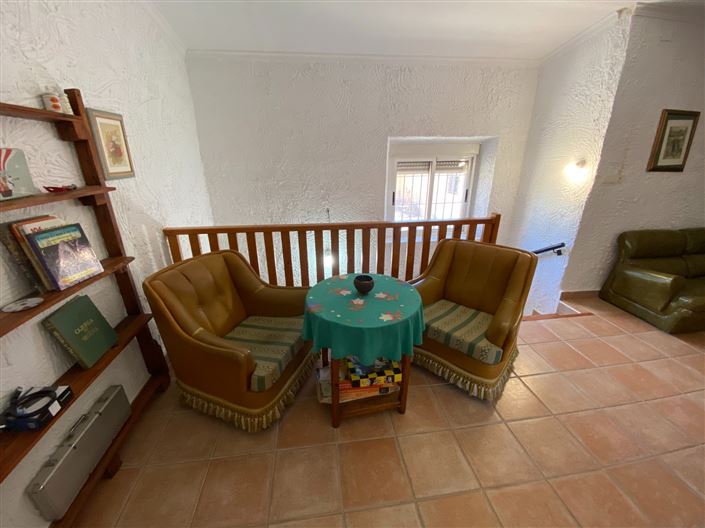 Image No.24-5 Bed Country House for sale