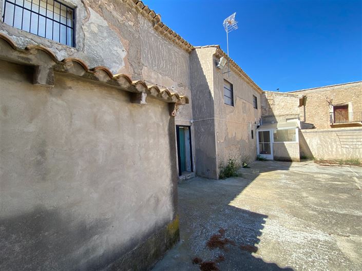 Image No.36-5 Bed Country House for sale