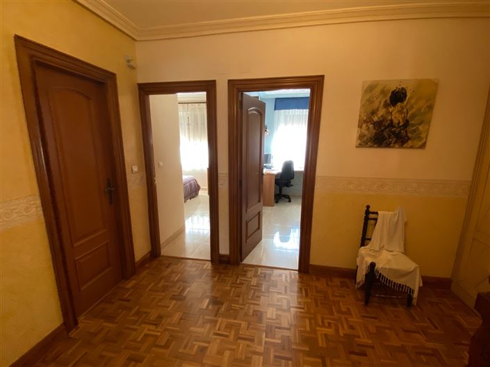 Image No.22-5 Bed Villa for sale