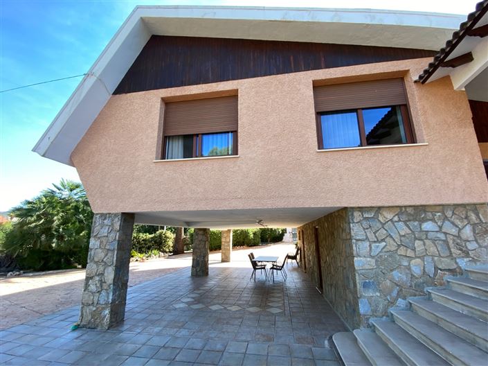 Image No.27-5 Bed Villa for sale