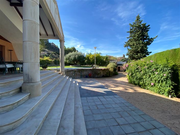 Image No.28-5 Bed Villa for sale