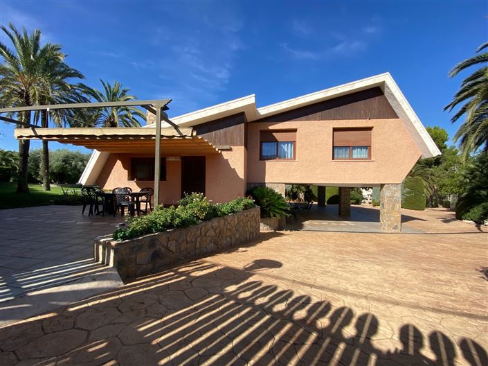 Image No.30-5 Bed Villa for sale