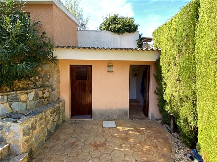 Image No.6-5 Bed Villa for sale