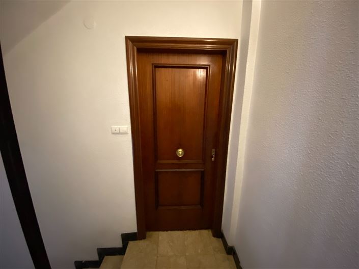 Image No.14-7 Bed Apartment for sale