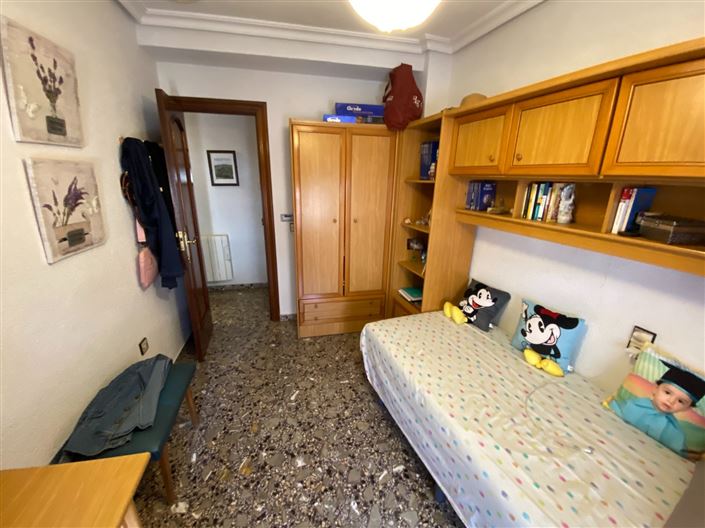 Image No.32-7 Bed Apartment for sale