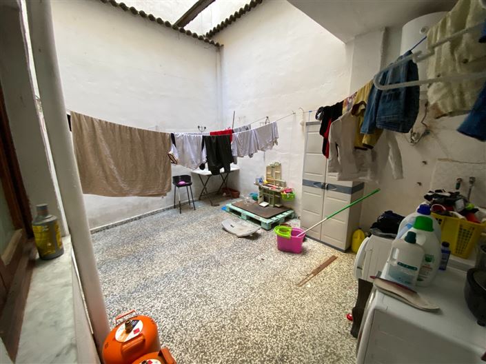 Image No.4-7 Bed Apartment for sale