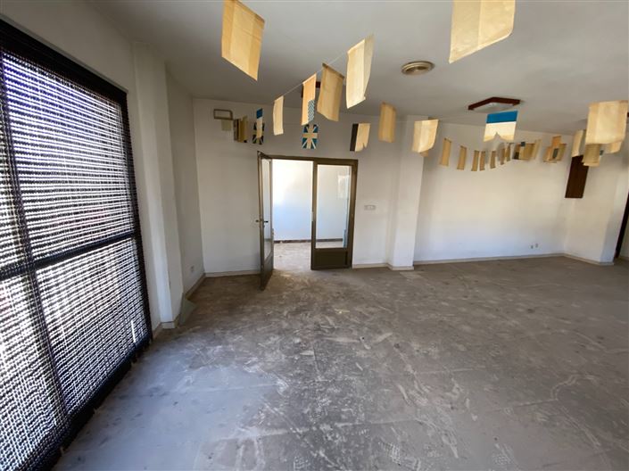 Image No.29-6 Bed Townhouse for sale