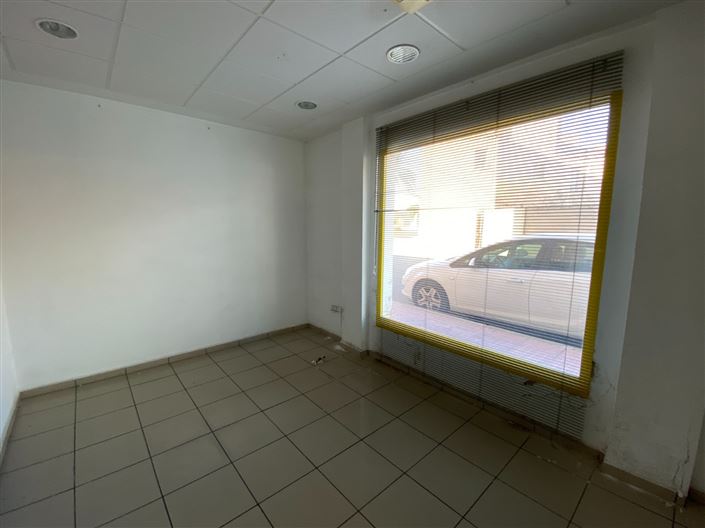 Image No.7-6 Bed Townhouse for sale