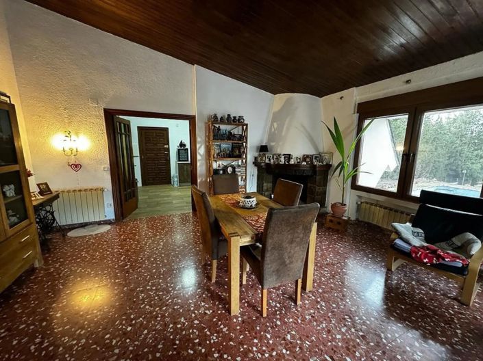 Image No.8-4 Bed Villa for sale