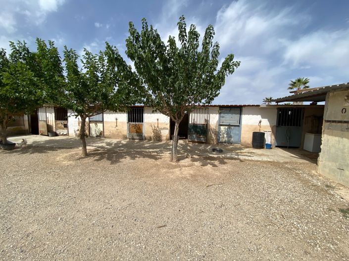 Image No.35-3 Bed Villa for sale