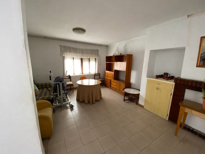 Image No.3-12 Bed Townhouse for sale