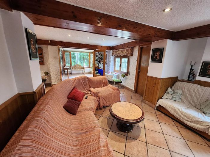 Image No.25-5 Bed Villa for sale