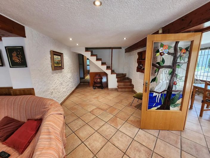 Image No.28-5 Bed Villa for sale