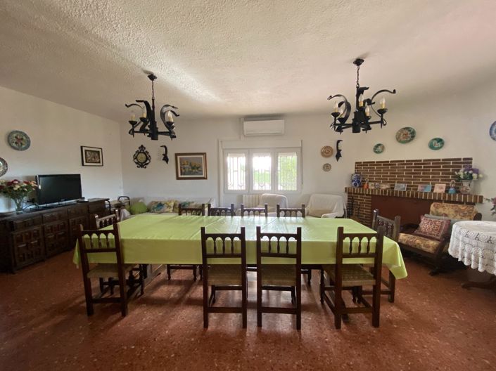 Image No.3-4 Bed Country House for sale