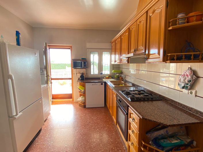 Image No.34-4 Bed Country House for sale